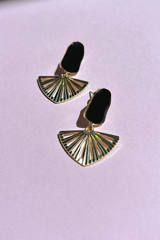 Aloe Black Enamel & Gold Fan Studs