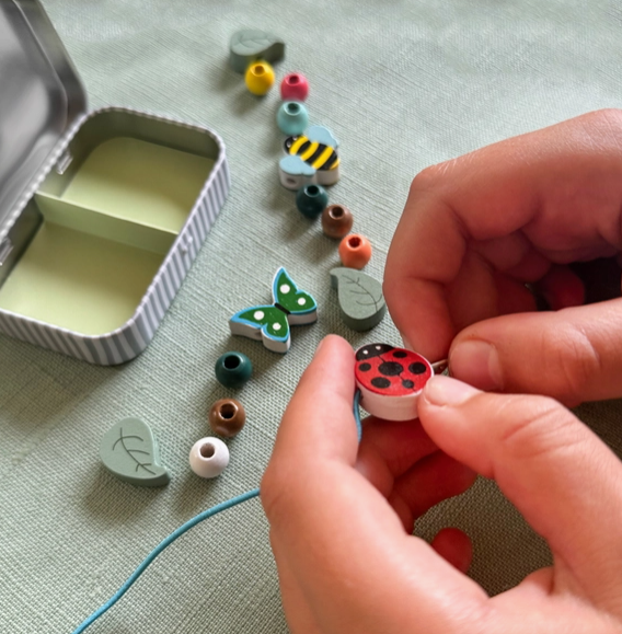 Minibeast Bracelet Gift Kit: Cotton Twist