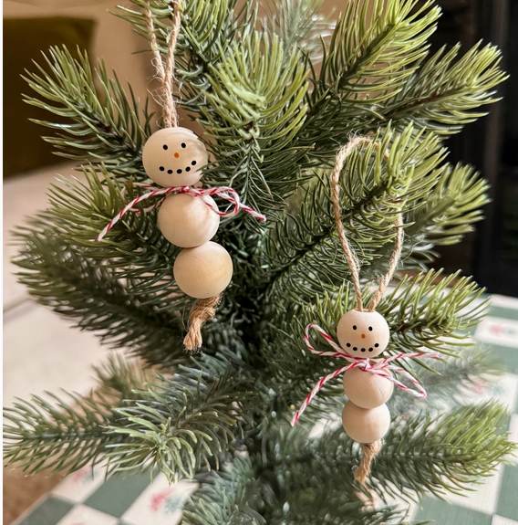 Make Your Own Christmas Snowman Decorations